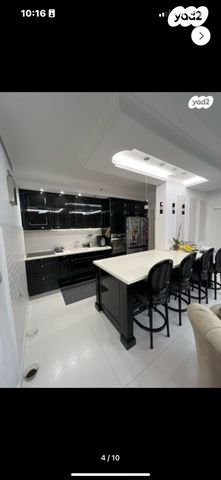 דירה, קדושי קהיר 19, נאות רחל, חולון