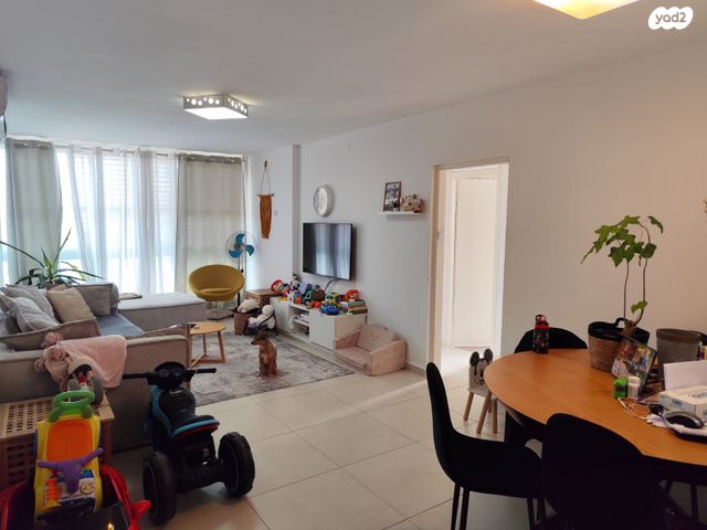 דירה, הבקעה 15, קרית שרת מזרח, חולון