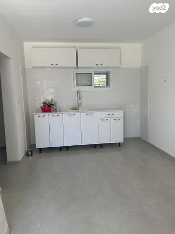 דירת גן, נתיב השיירה 1, נתיב השיירה, נתיב השיירה