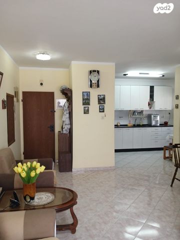 דירה, מבוא אלקלעי 3, רובע ג', אשדוד