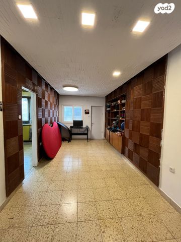 דירה, האשל 20, שכונת יהלום, מרכז העיר ב, רמת גן