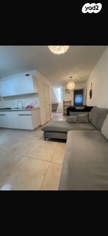 מרתף/ פרטר, חנה סנש 7, יצחק שדה, אזור