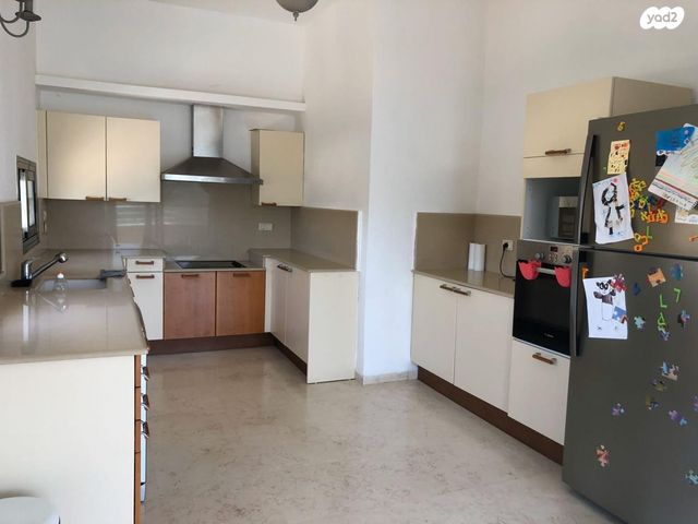 דירה, אסתר רבין 15, הוד הכרמל, דניה, חיפה