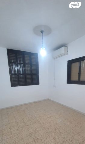 דירה, החשמונאים 3, גרין ועם, חולון