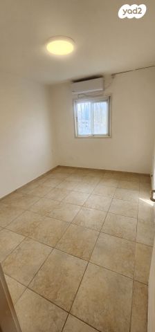 דירה, הנשיא 20, בית וקאנטרי, גיורא יוספטל, גבעת שמואל