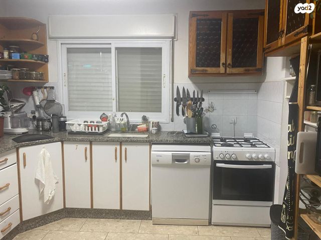 דירת גן, האלון 15, גבעון החדשה, גבעון החדשה