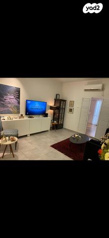 דירת גן, העצמאות 25, מרכז העיר, סביניה, הוותיקה, קרית ביאליק