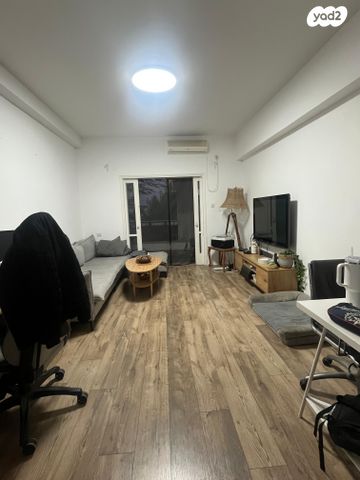 אבן גבירול 112