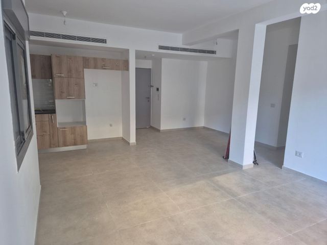 דירה, סמדר 1, שכונת הותיקים, רמת גן