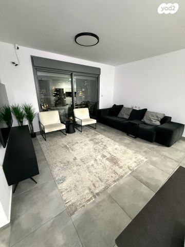 דירה, שדרות הרב משה שמואל שפירא 6, פארק המושבה, באר יעקב