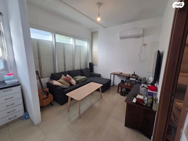 דירה, ארלוזורוב 13, שכונת חשמונאים, מרכז העיר א, רמת גן