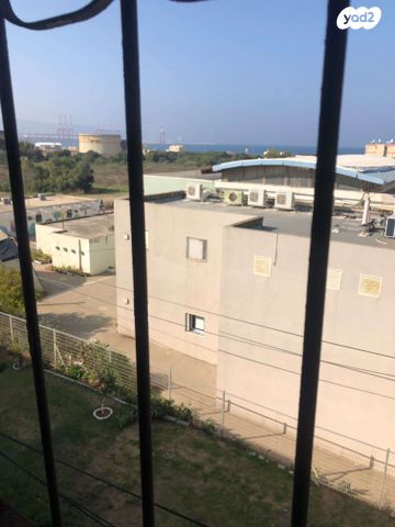 דירה, שדרות דגניה 51, קרית חיים מערבית, חיפה