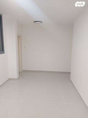 דירה, עובדיה אברהם הכהן 30, נאות גנים, נתניה