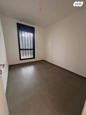 דירה, נעמי שמר 4, דרום חדש, פארק הים, בת ים