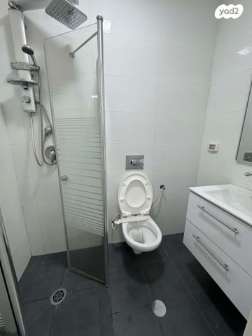 דירת גן, אחד העם 4, רמת השקמה, רמת גן