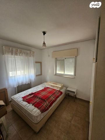 דירה, דרך חברון 111, תלפיות, ירושלים