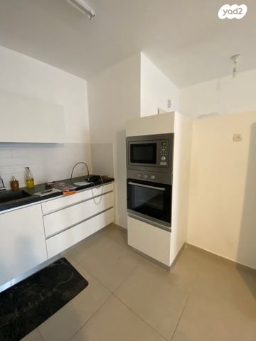 דירה, אליעזר בן יהודה 14, אגרובנק, חולון