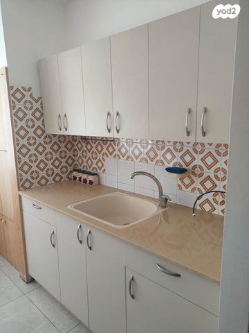 דירת גן, אפרים צור 5, שקמים ואגמים, אשקלון