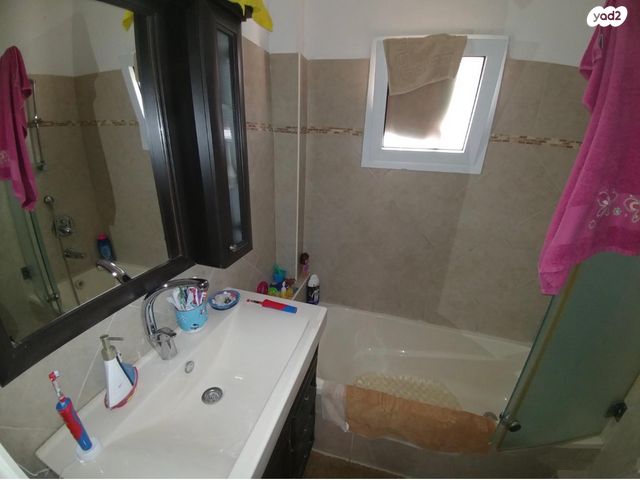 דירה, א.ד. גורדון 53, הרצליה הצעירה, הרצליה