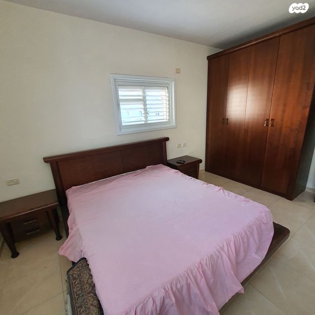 דירה, אשר לוין 8, רמב"ם, ראשון לציון