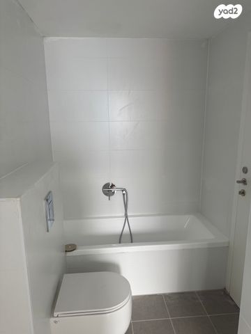 דירה, הגדוד העברי 22, קרית ויצמן, רעננה