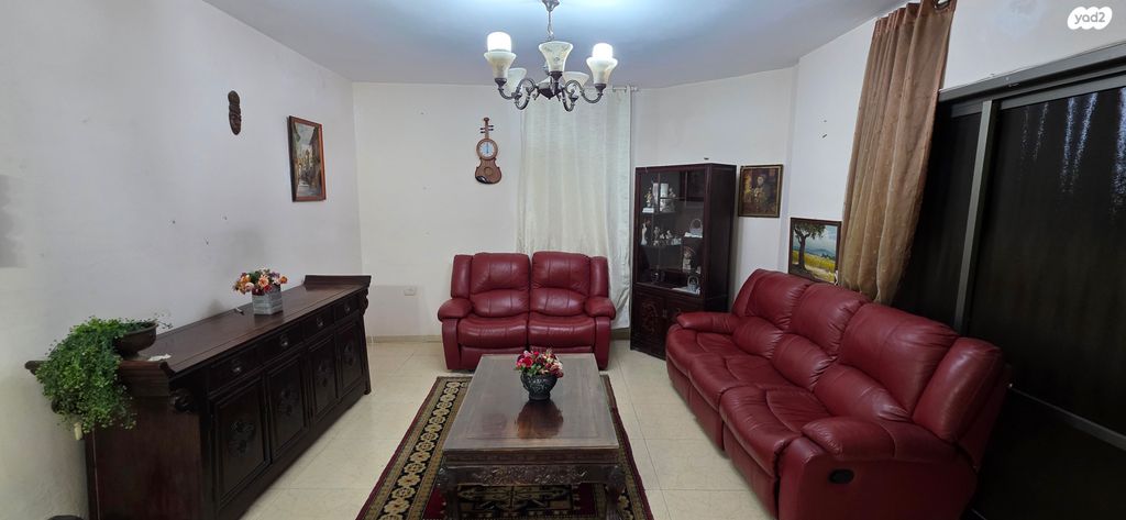 ארלוזורוב 12