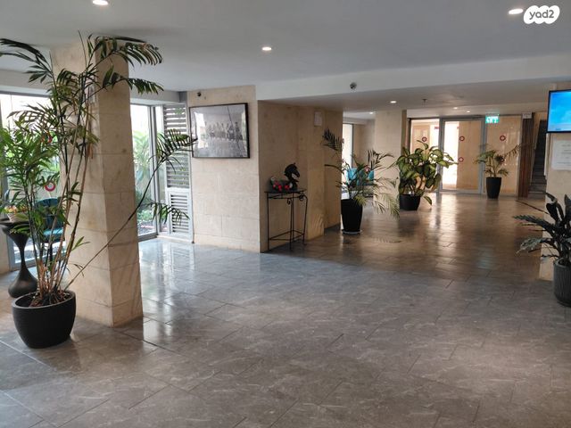 דירה, סוקולוב 24, רוטשילד עצמאות, בת ים