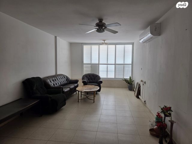 אליעזר בן יהודה 17