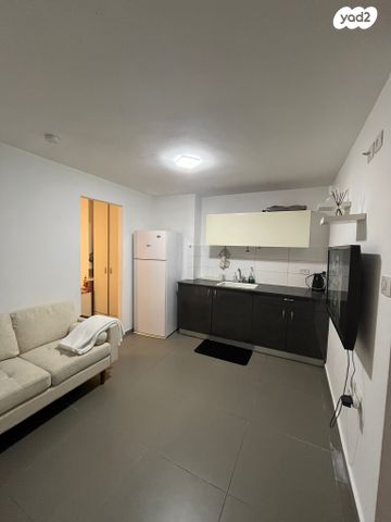 מרתף/ פרטר, מעוז חיים 19, קרית גנים, ראשון לציון