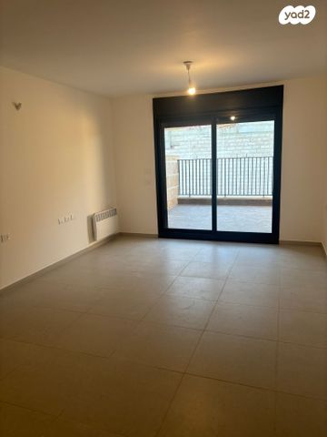 דירה, יצחק ארנסט נבנצל 1, מורדות ארנונה, ירושלים