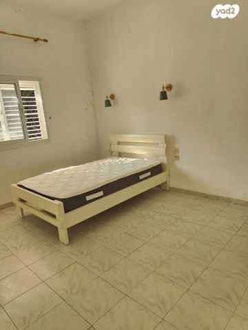 דירה, פבזנר 4, הדר מרכז, חיפה