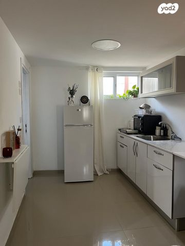 יחידת דיור, הר שלמה 2, אבן גבירול, רחובות