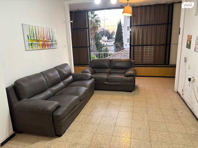 דירה, דבורה הנביאה 10, נגבה, רמת גן