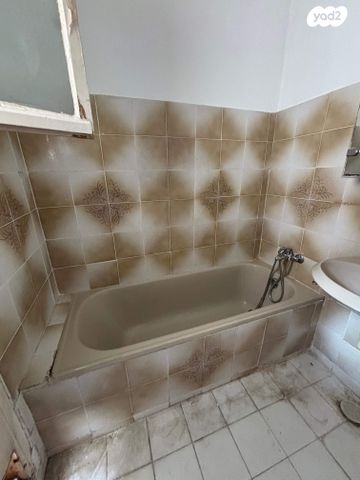 דירה, אלוף הניצחון 10, עליות, רמת גן