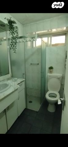 בית פרטי/ קוטג', המרגלית 86, הפרחים, קרית גת