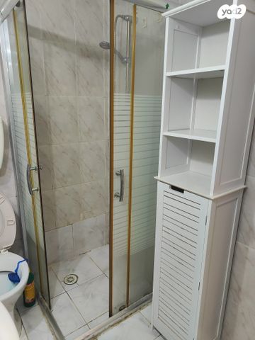 דירה, פבזנר 4, הדר מרכז, חיפה