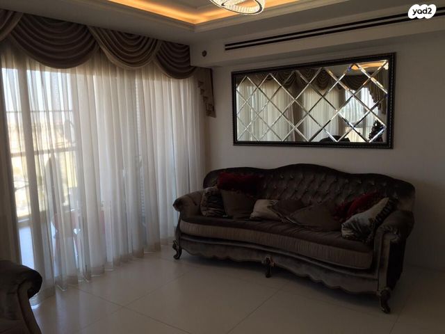 דירה, קדושי קהיר 19, נאות רחל, חולון