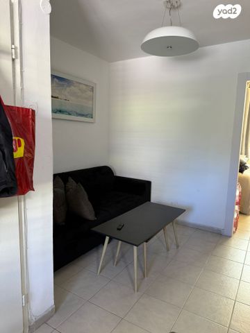 דירה, סמטת הצפורנים 8, רמת יוסף, בת ים