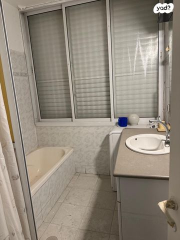 דירה, הקונגרס 27, רסקו א', חולון