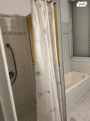 דירה, הקונגרס 27, רסקו א', חולון