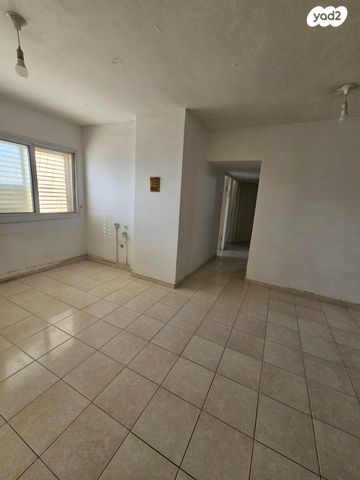 דירה, צה"ל 10, דרום, צפת