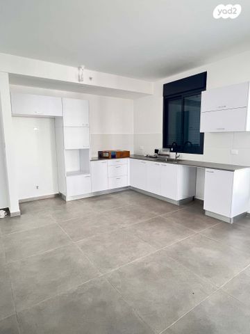 דירה, נעמי שמר 4, דרום חדש, פארק הים, בת ים