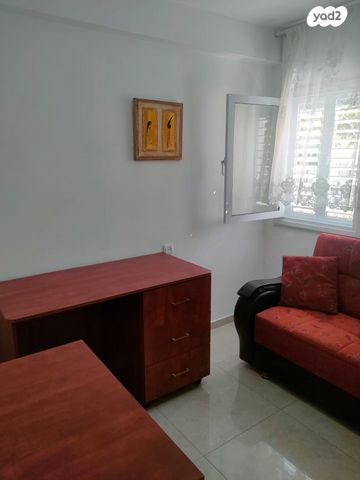 דירת גן, אפרים צור 5, שקמים ואגמים, אשקלון