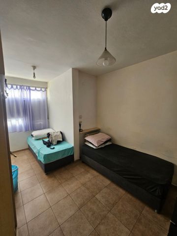 דירה, דרך חברון 111, תלפיות, ירושלים