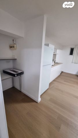 יחידת דיור, שפרינצק 15, שיכון חדש, אזור