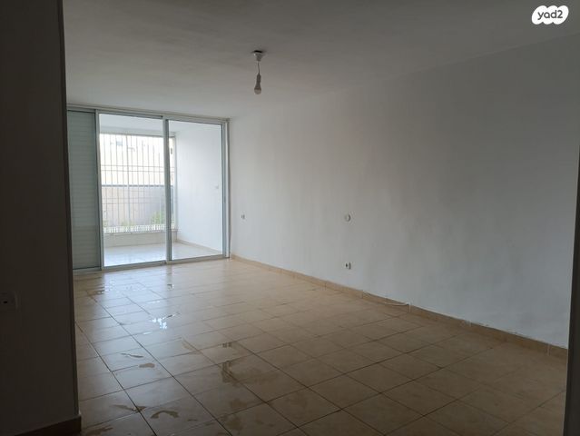 דירה, קרן היסוד 20, רובע ד', אשדוד