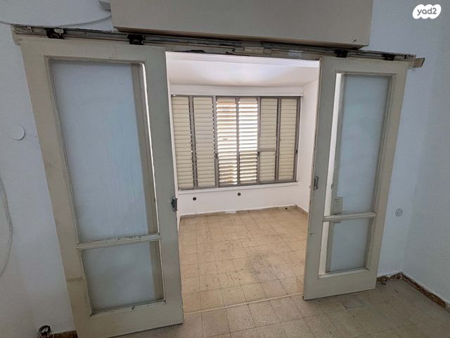 דירה, אלוף הניצחון 10, עליות, רמת גן