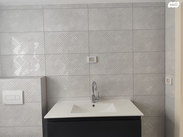 דירה, דניאל 3, ניצנה, בת ים