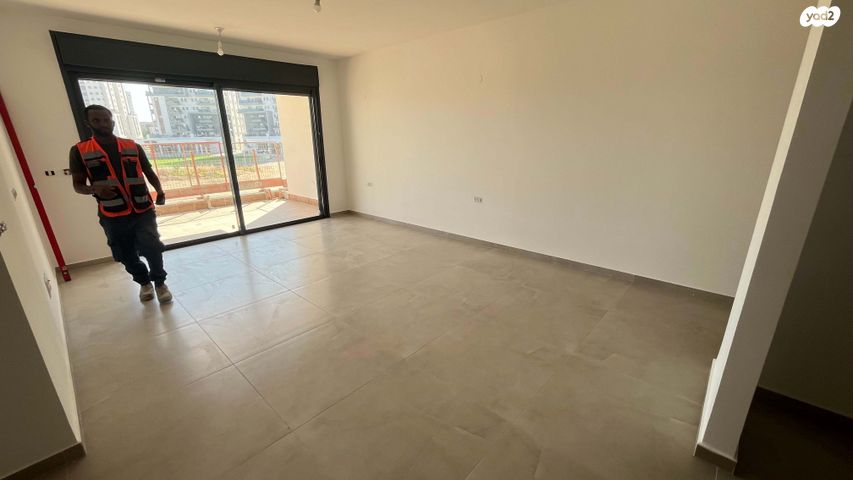 דירה, הגפן 1, כרמי הנדיב, אחוזת רוטנר, קרית מלאכי