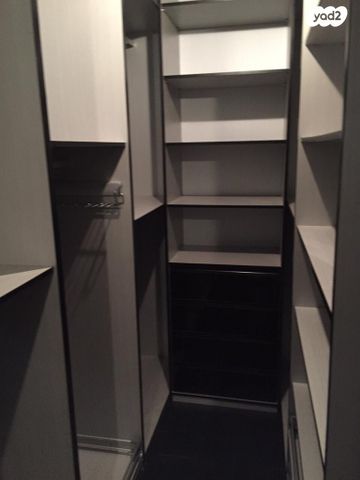 קדושי קהיר 19